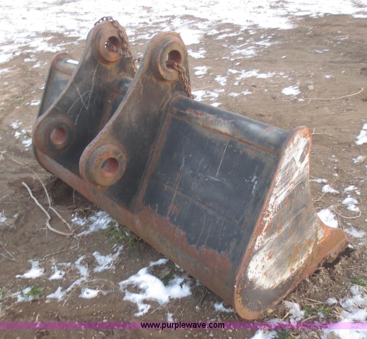 image for item BA9456 67" excavator bucket