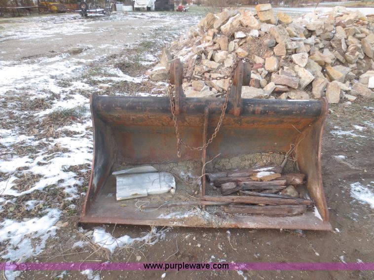 image for item BA9456 67" excavator bucket