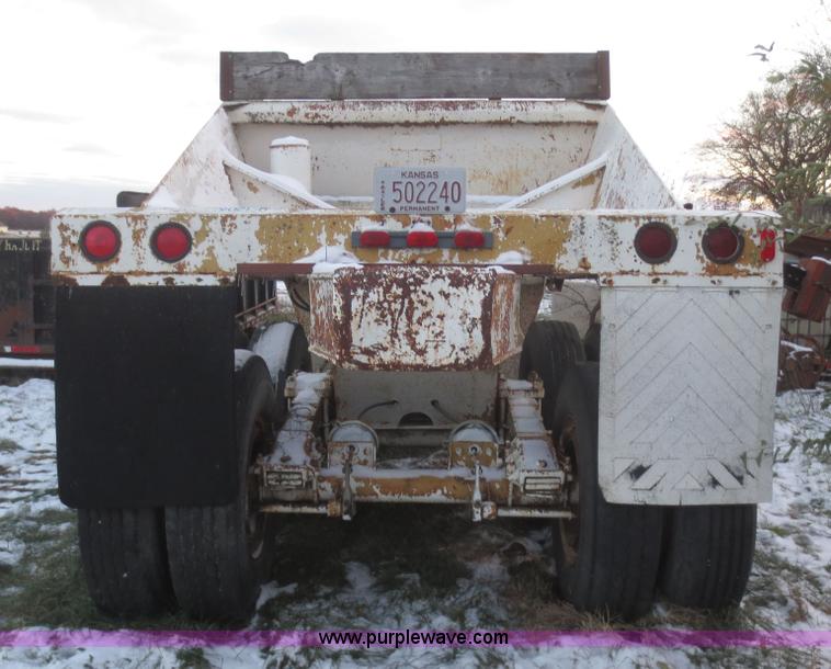 image for item BA9457 1967 Load King 202T-1 belly dump trailer