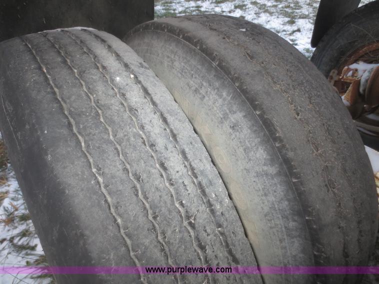 image for item BA9457 1967 Load King 202T-1 belly dump trailer