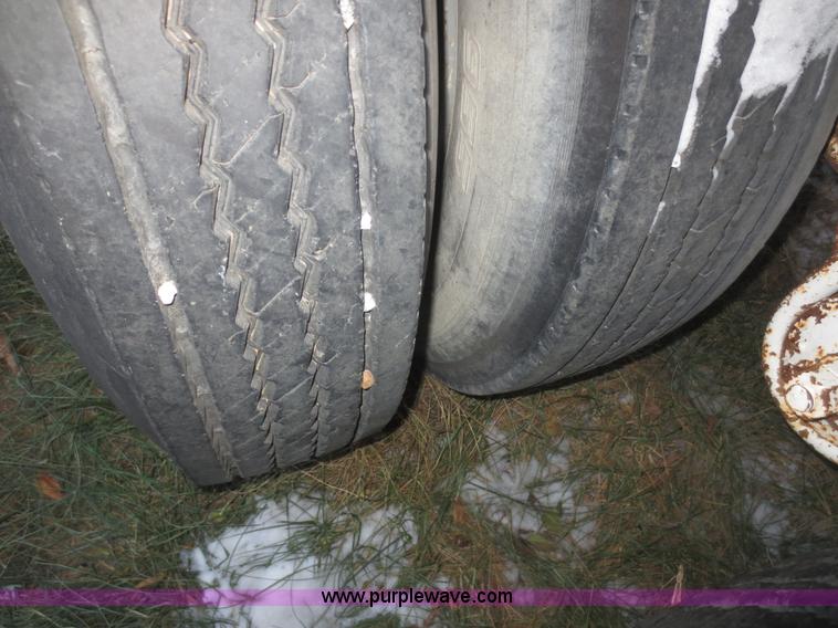 image for item BA9457 1967 Load King 202T-1 belly dump trailer