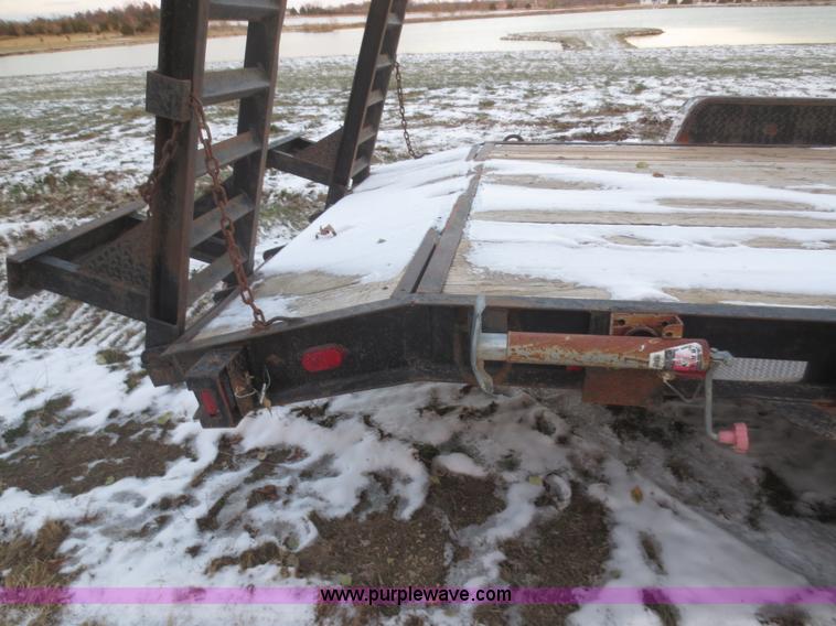 image for item BA9466 2003 shop built 18' car trailer