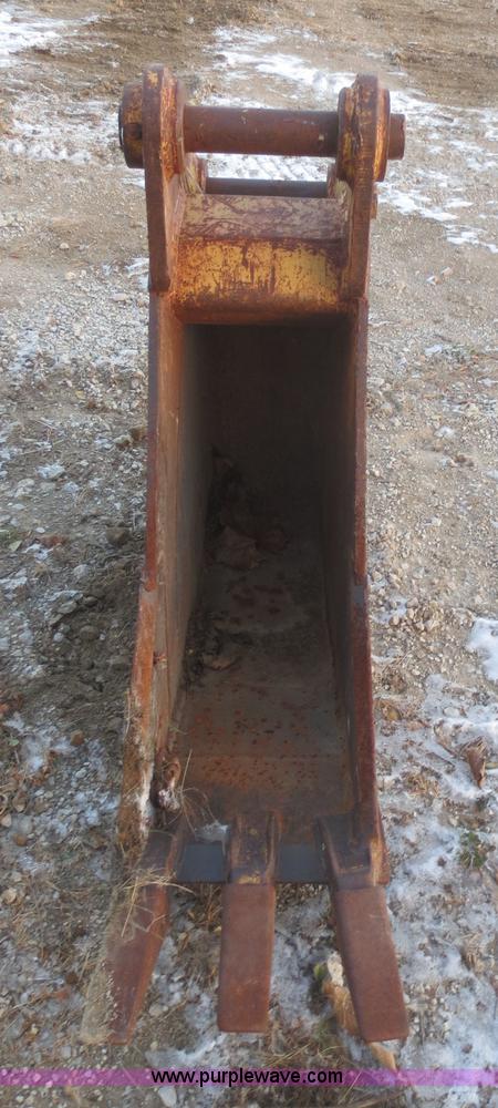 image for item BA9469 WB 16"W excavator bucket