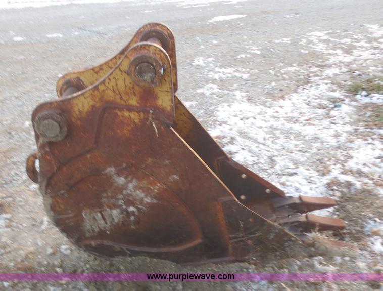 image for item BA9469 WB 16"W excavator bucket