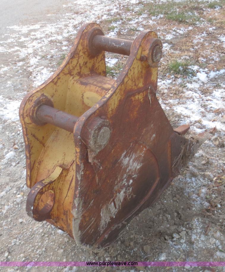image for item BA9469 WB 16"W excavator bucket