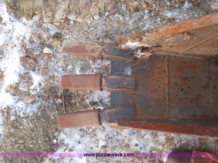 image for item BA9469 WB 16"W excavator bucket