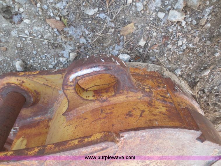 image for item BA9469 WB 16"W excavator bucket
