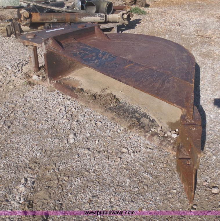 image for item BA9481 12"W excavator bucket