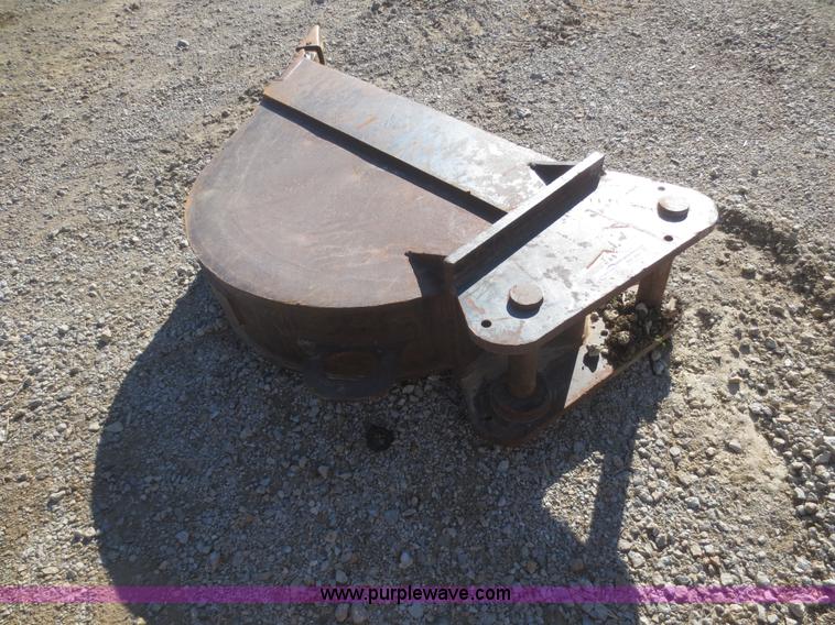 image for item BA9481 12"W excavator bucket