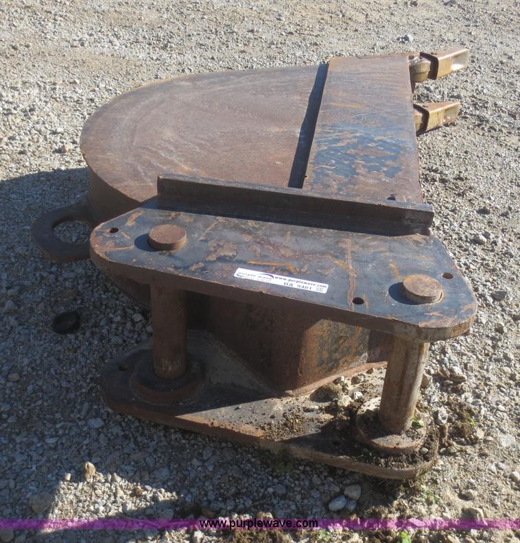 image for item BA9481 12"W excavator bucket
