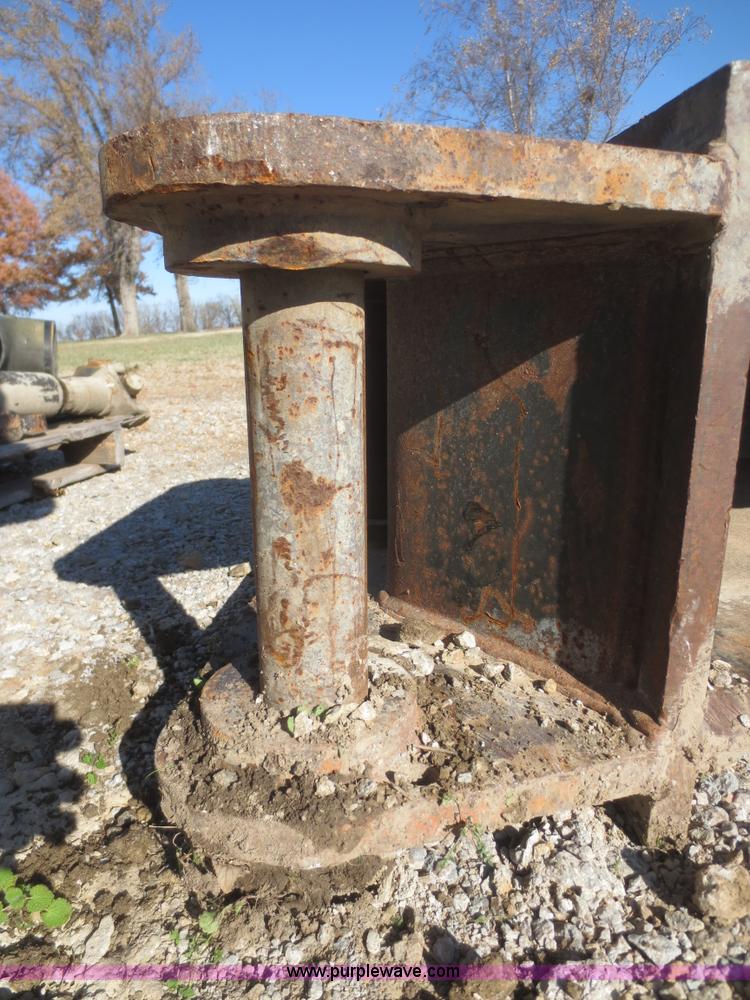 image for item BA9481 12"W excavator bucket