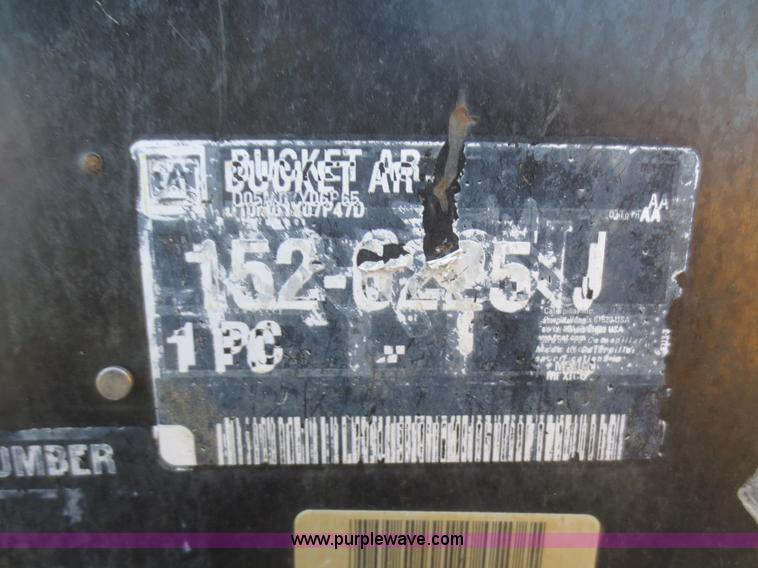 image for item BA9490 Caterpillar skid steer bucket