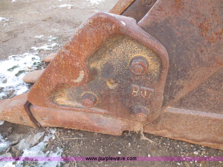 image for item BA9492 Caterpillar 42" excavator bucket