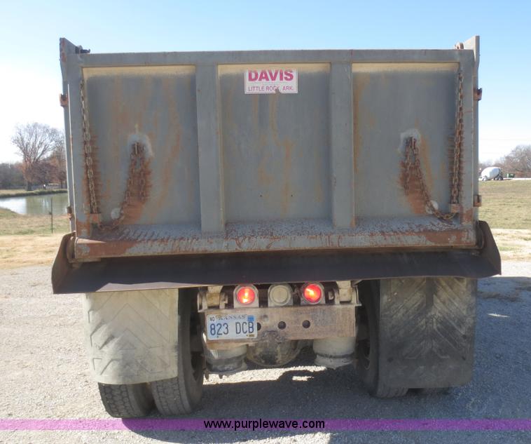 image for item D2203 1997 Freightliner FLD112 dump truck