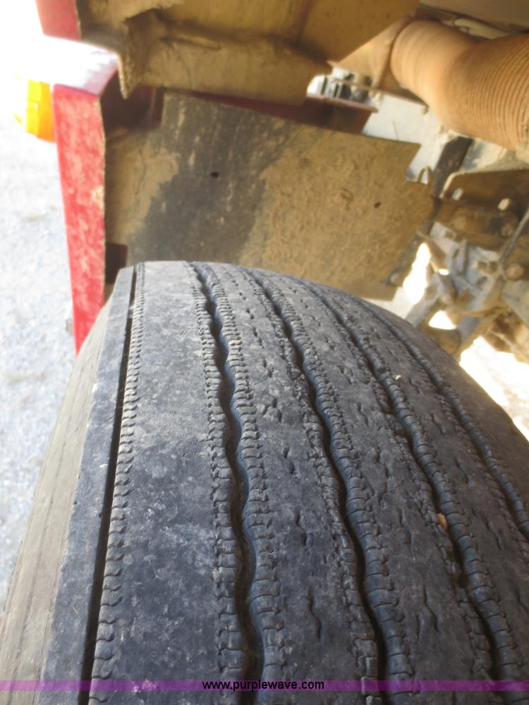 image for item D2203 1997 Freightliner FLD112 dump truck