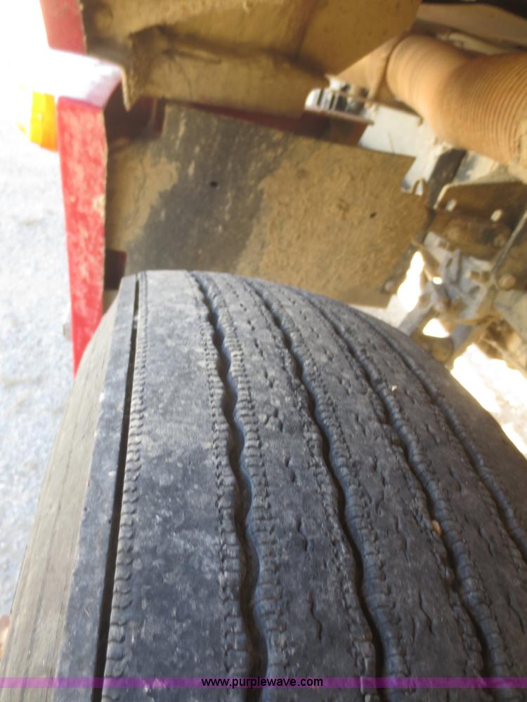 image for item D2203 1997 Freightliner FLD112 dump truck