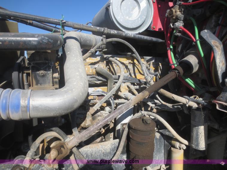 image for item D2203 1997 Freightliner FLD112 dump truck