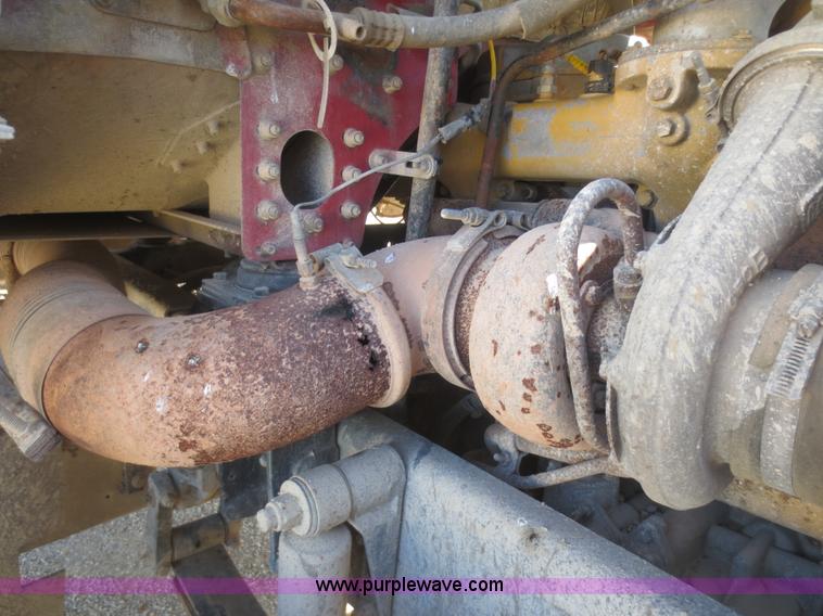 image for item D2203 1997 Freightliner FLD112 dump truck