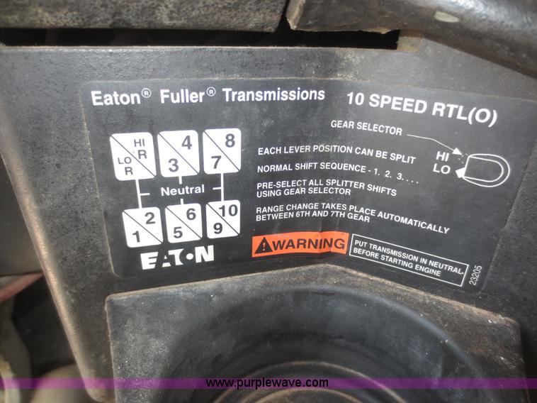 image for item D2203 1997 Freightliner FLD112 dump truck