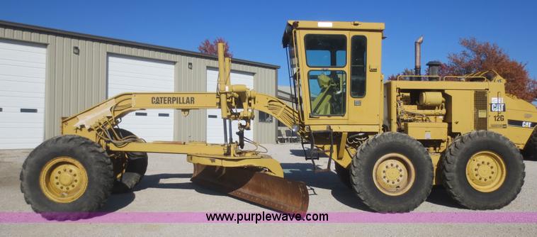 image for item D2206 1993 Caterpillar 12G articulated motor grader