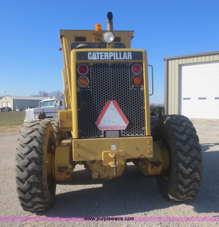 image for item D2206 1993 Caterpillar 12G articulated motor grader