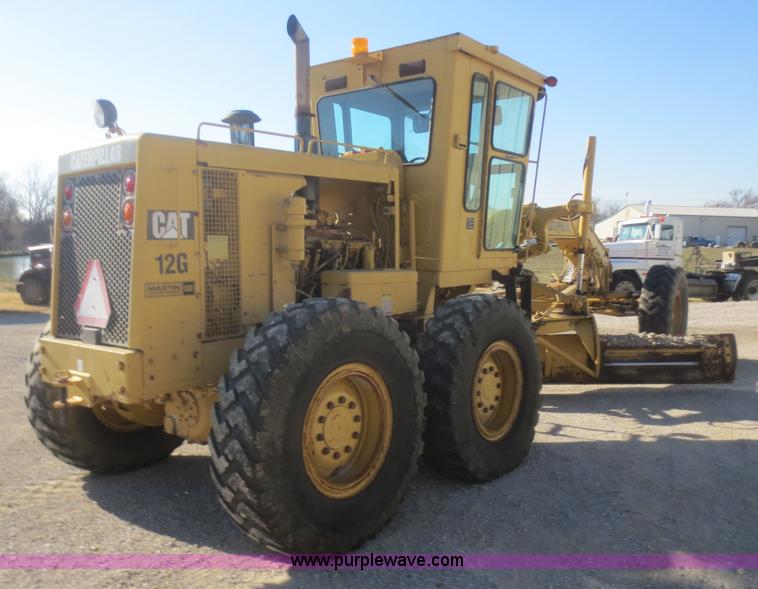 image for item D2206 1993 Caterpillar 12G articulated motor grader