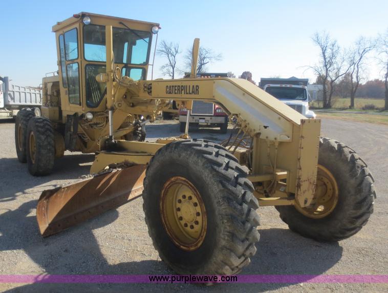 image for item D2206 1993 Caterpillar 12G articulated motor grader