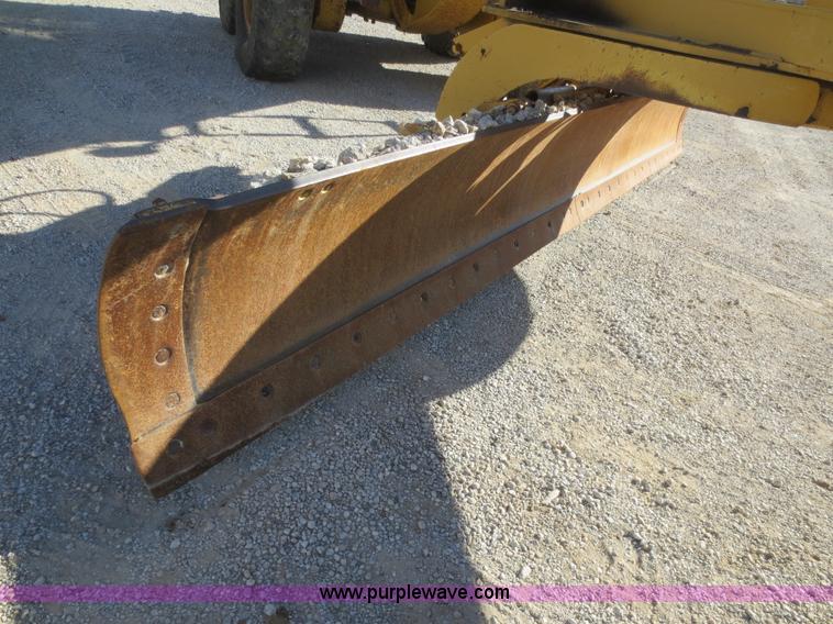 image for item D2206 1993 Caterpillar 12G articulated motor grader