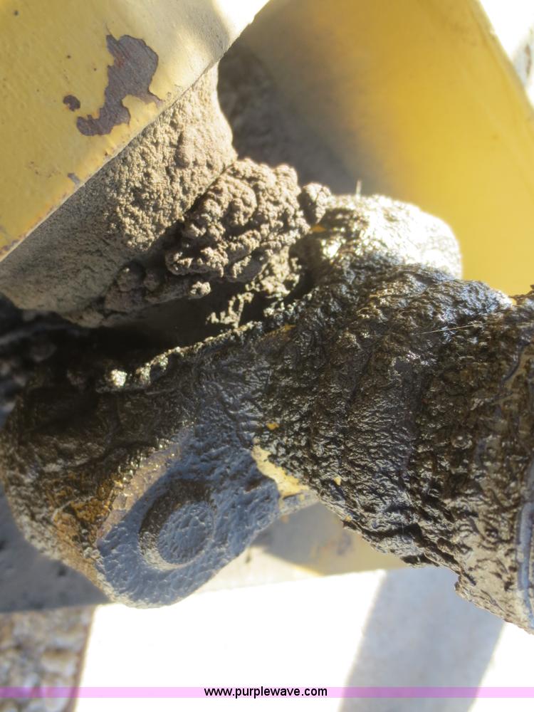 image for item D2206 1993 Caterpillar 12G articulated motor grader