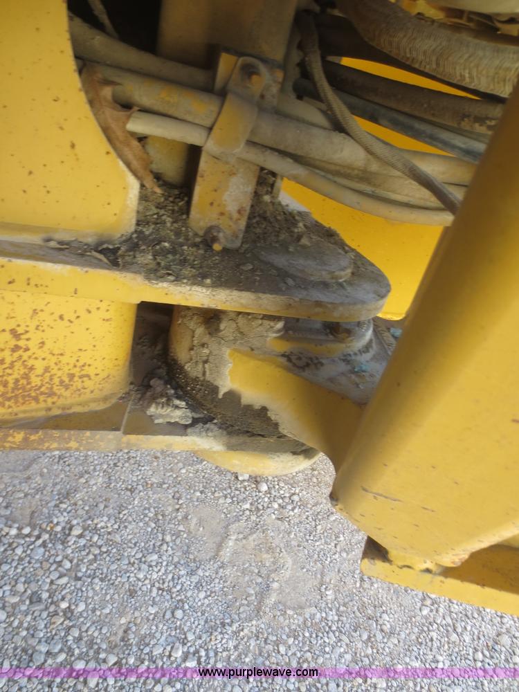 image for item D2206 1993 Caterpillar 12G articulated motor grader