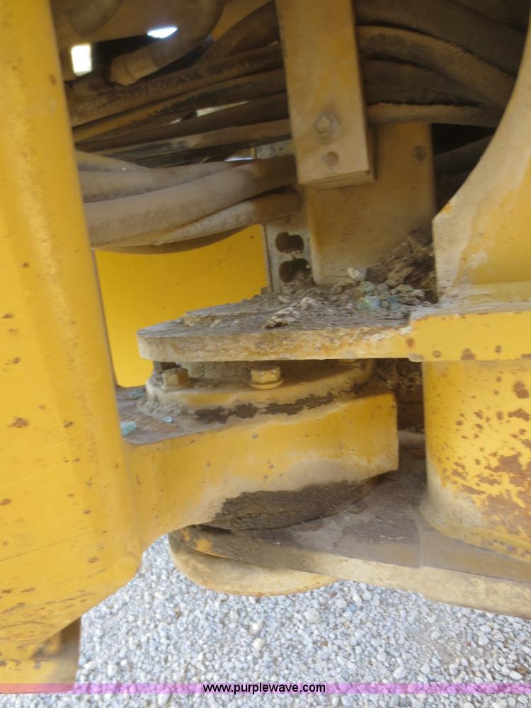 image for item D2206 1993 Caterpillar 12G articulated motor grader