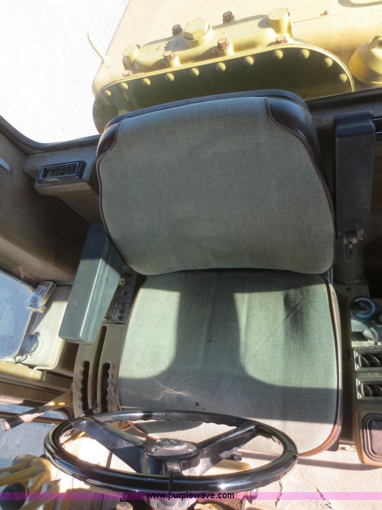image for item D2206 1993 Caterpillar 12G articulated motor grader