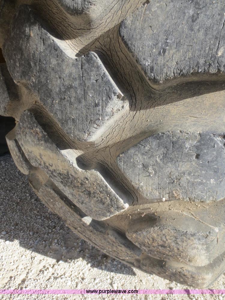 image for item D2207 1994 Caterpillar 615C Series II elevating scraper