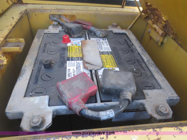 image for item D2207 1994 Caterpillar 615C Series II elevating scraper