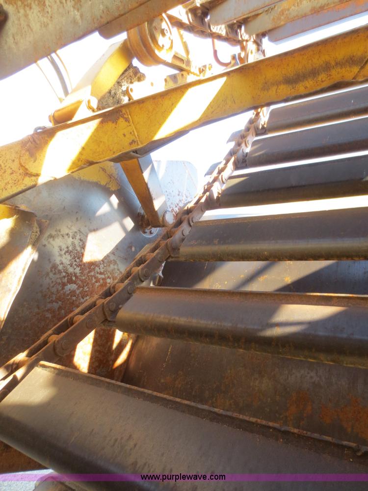 image for item D2207 1994 Caterpillar 615C Series II elevating scraper