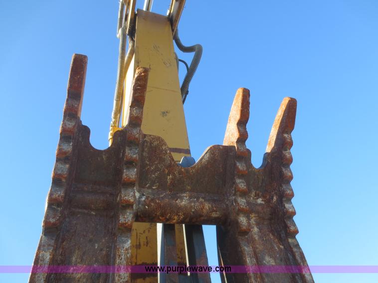 image for item D2209 2002 Caterpillar 315CL excavator