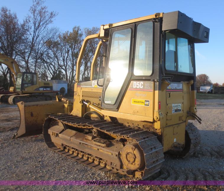 image for item D2210 2001 Caterpillar D5C XL Series III dozer