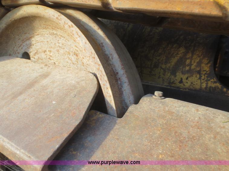 image for item D2210 2001 Caterpillar D5C XL Series III dozer