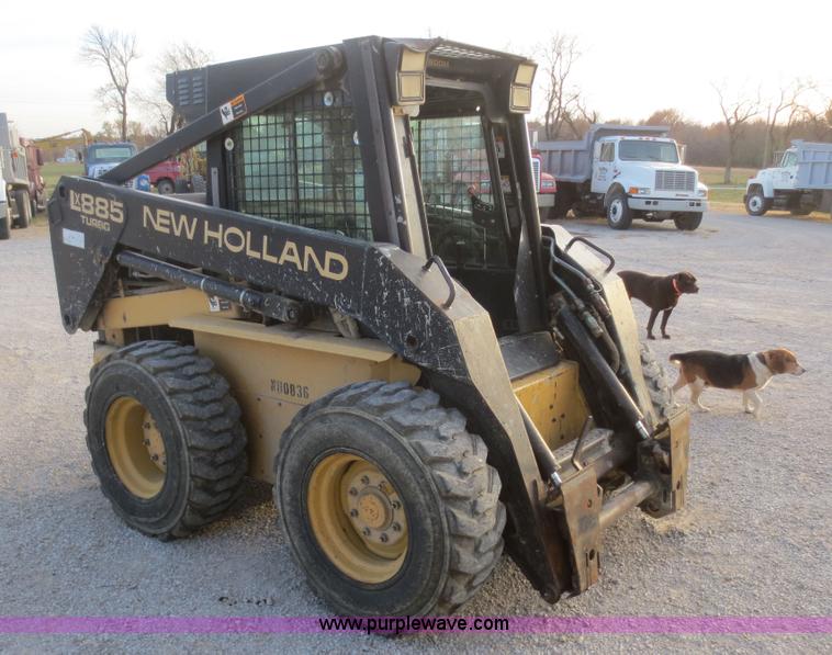 image for item D2212 1998 New Holland LX885 skid steer