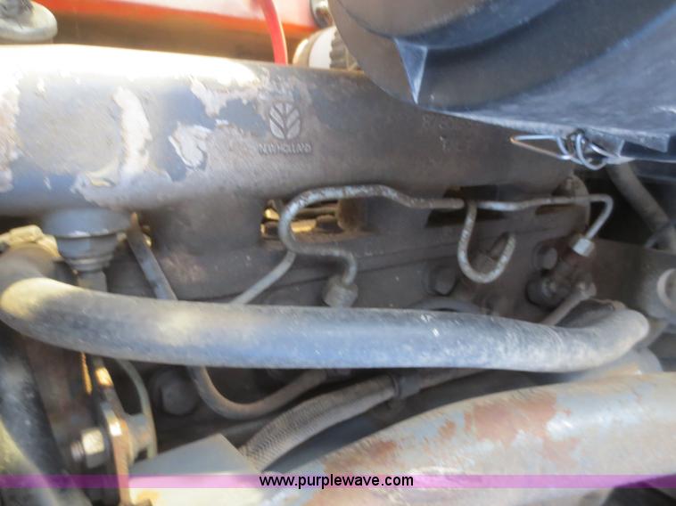 image for item D2212 1998 New Holland LX885 skid steer