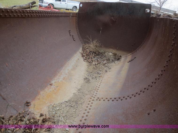 image for item D2231 Dump truck barrel bed insert