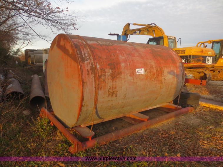 image for item D2233 Steel water tank
