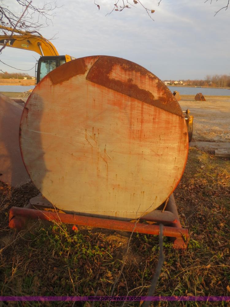 image for item D2233 Steel water tank