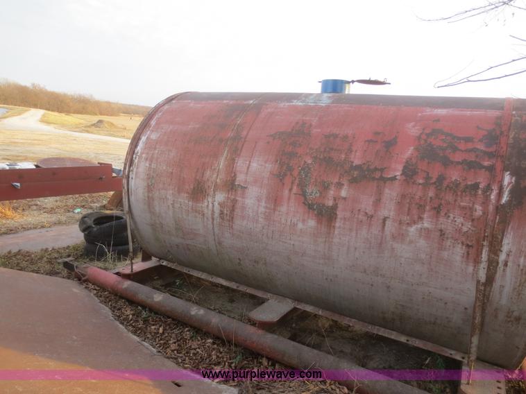 image for item D2233 Steel water tank