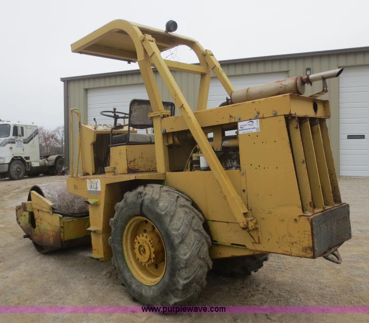 image for item I2158 Bomag smooth drum vibratory roller