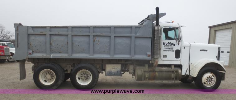 image for item I2159 1988 Freightliner FC60 dump truck