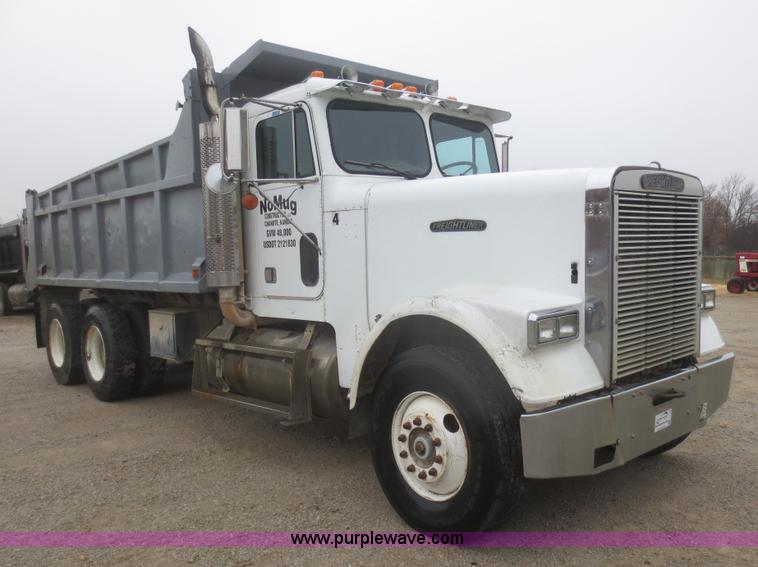 image for item I2159 1988 Freightliner FC60 dump truck