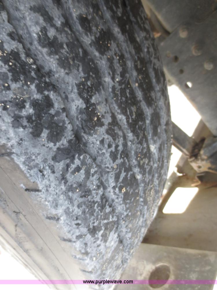 image for item I2159 1988 Freightliner FC60 dump truck