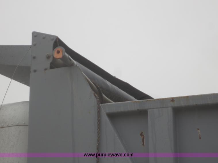 image for item I2159 1988 Freightliner FC60 dump truck