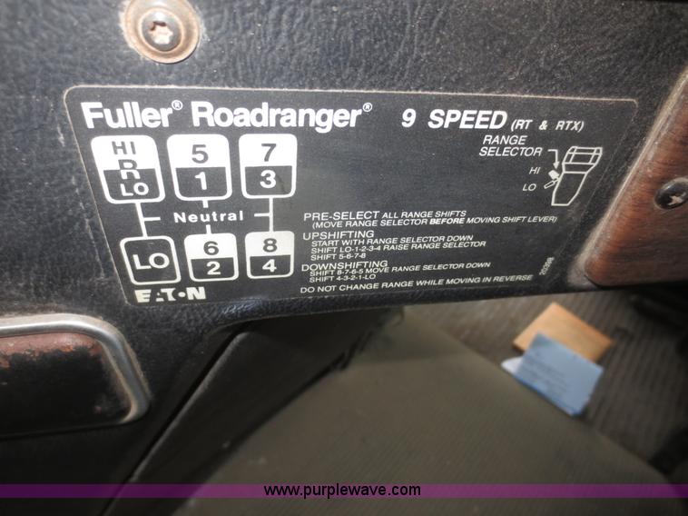 image for item I2159 1988 Freightliner FC60 dump truck